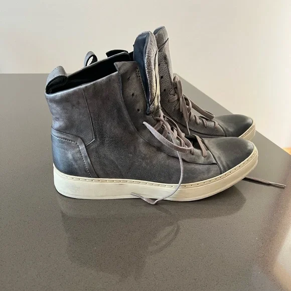 John Varvatos 315 Hi Top Size 9M Fashion Sneakers
